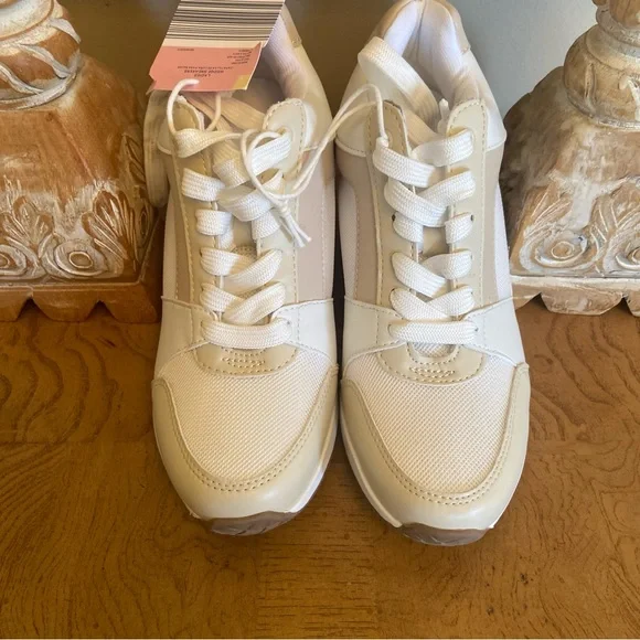 Serra Womens Tan White Color Block Wedge Heel High-Top Sneakers NWT Multiple SZs - Picture 5 of 14